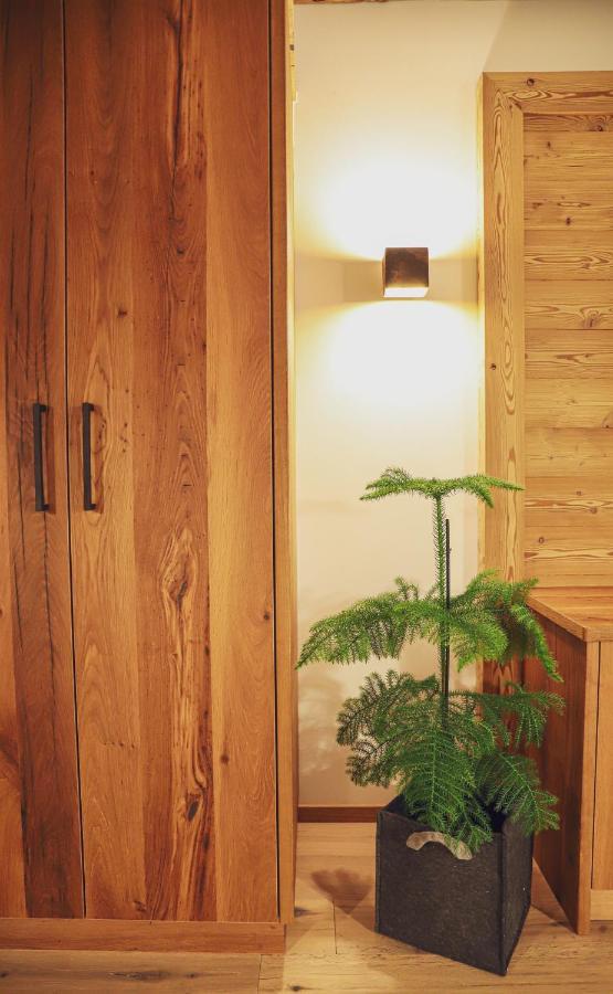 Mocking Apartment